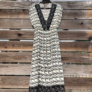 Black and white flowery dress